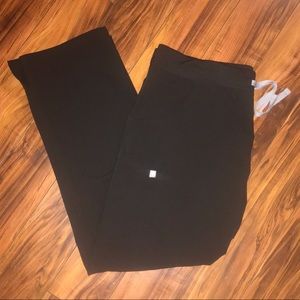 Figs Kade Black Large Regular Length Scrub Bottoms